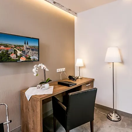 Allegro Hotel 4*