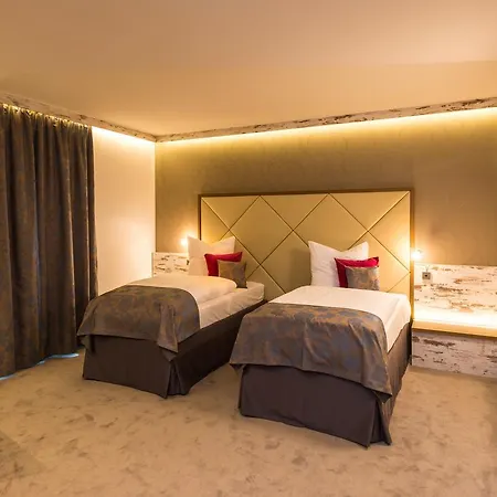 Allegro Hotel 4*